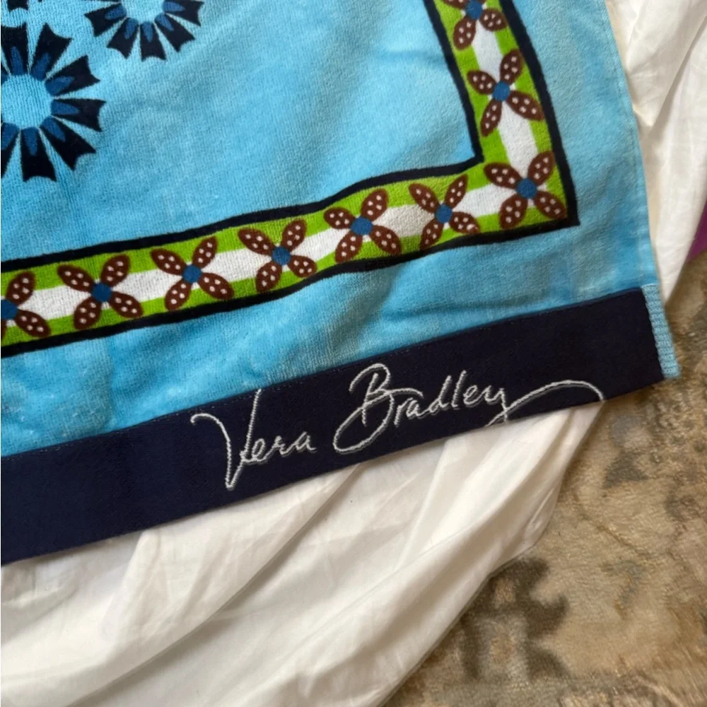 NWT Vera Bradley Bali Blue Beach Towel Retired Pattern